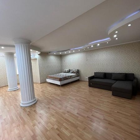 Central Park Accommodation Chişinău Esterno foto